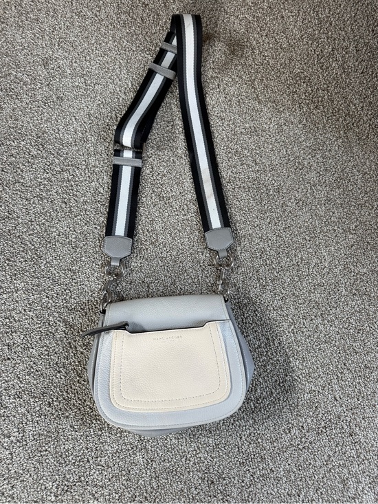 Marc Jacobs Handbags - Marc Jacobs Light Gray and Cream Crossbody with Black-White Strap